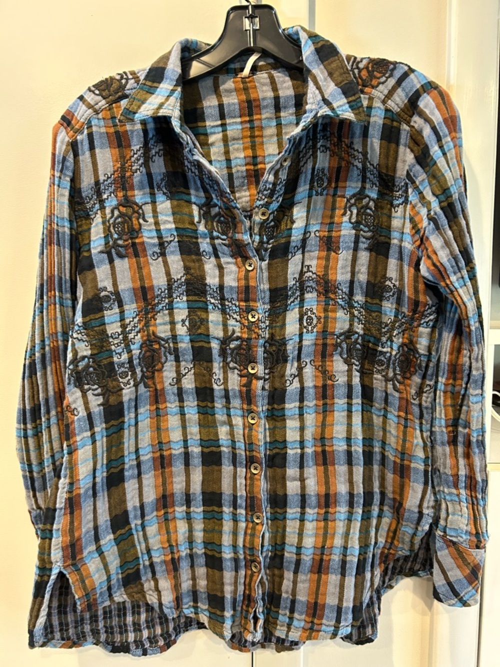 Free People, Plaid Button-Up Shirt in Blue, Brown & Tan, Cotton, size XS